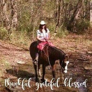 Meet your Posher, Taryn